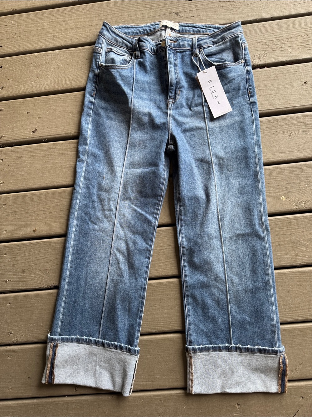 Risen Light Blue Cropped Straight Jeans with Cuffed Hem